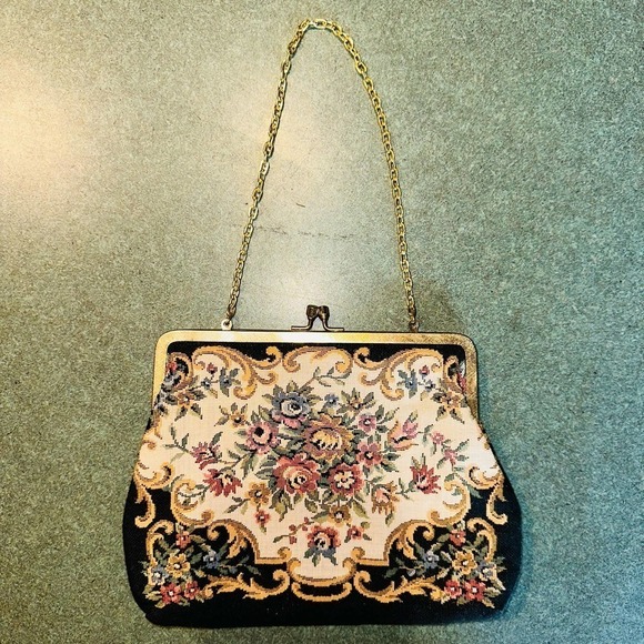 Vintage Walbaeg Hong Kong Tapestry Small Clasp Purse/Clutch - Picture 3 of 10